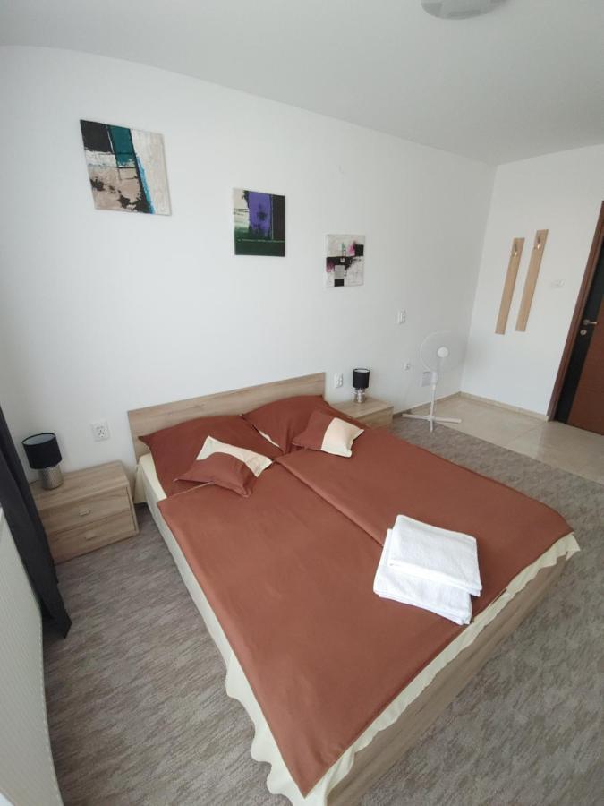 Fiesta Apartman Miskolc Luaran gambar