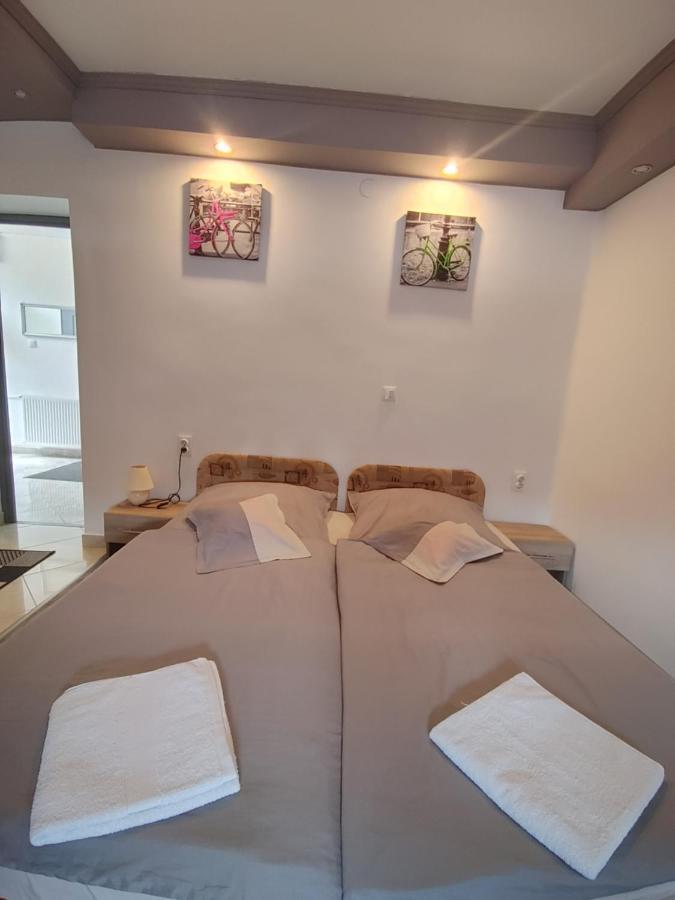 Fiesta Apartman Miskolc Luaran gambar