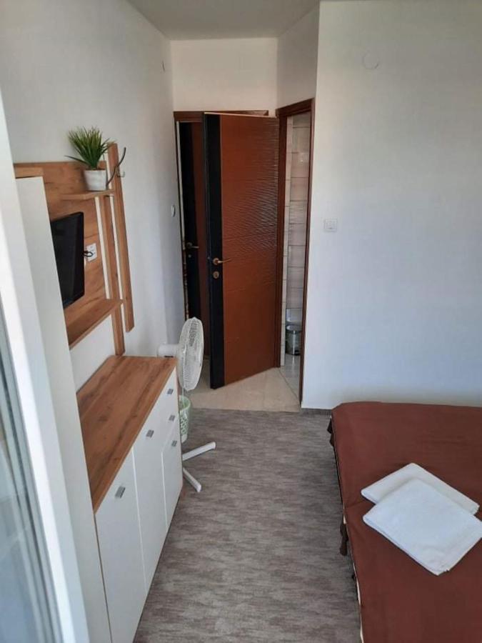 Fiesta Apartman Miskolc Luaran gambar