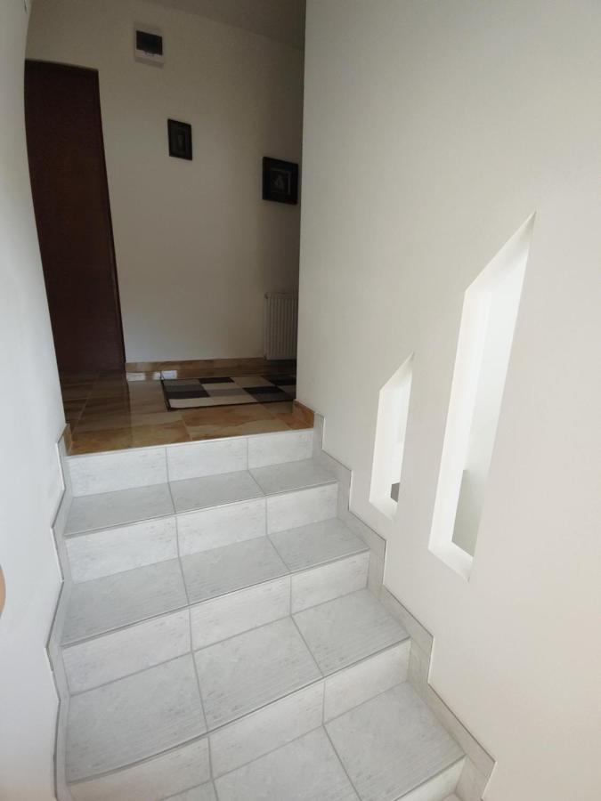 Fiesta Apartman Miskolc Luaran gambar